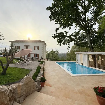 Cerrus Villa *